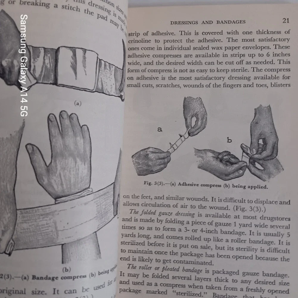 AMERICAN RED CROSS First Aid Textbook Revised BLAKISTON 264 Illustrations 1945